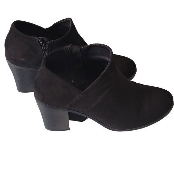 A.N.A. black heel ankle bootie - Picture 1 of 3